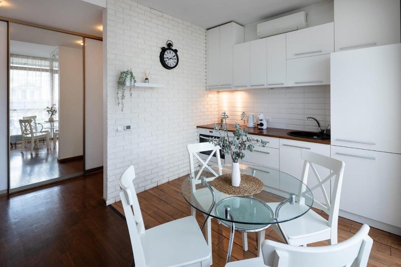 Ziedondarza Park One Bedroom Apartment With Balcony Riga Bagian luar foto