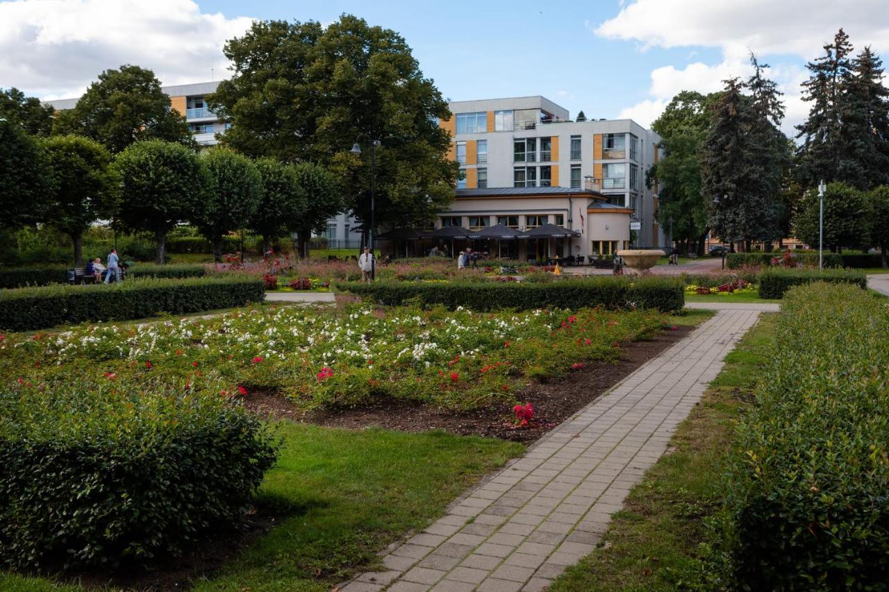 Ziedondarza Park One Bedroom Apartment With Balcony Riga Bagian luar foto