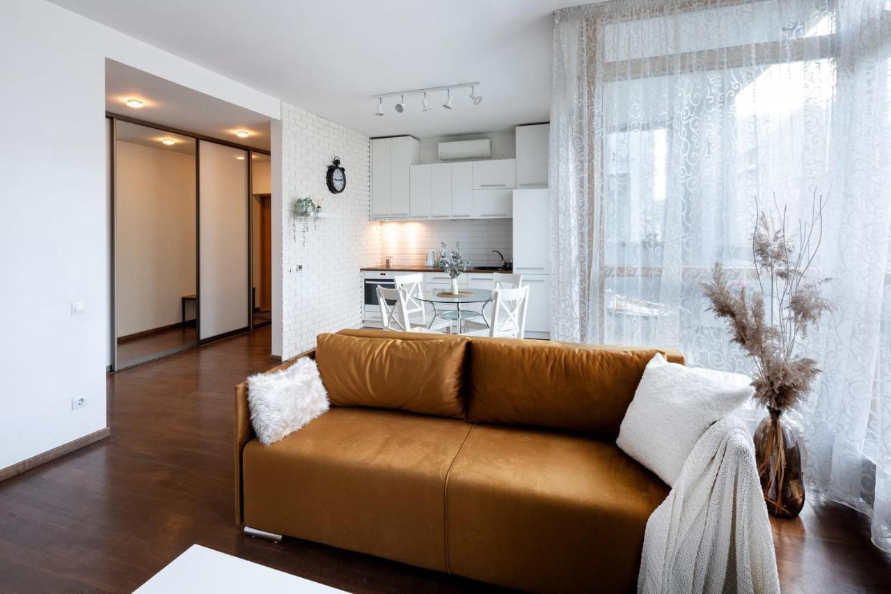 Ziedondarza Park One Bedroom Apartment With Balcony Riga Bagian luar foto